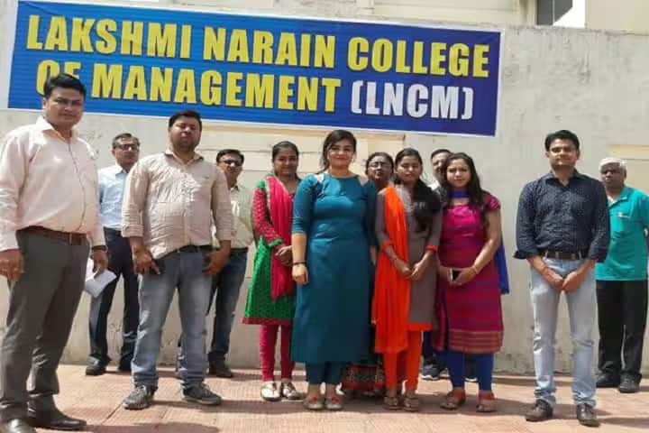 Lakshmi Narain College of Management campus in Gwalior, Madhya Pradesh, India — photo 5