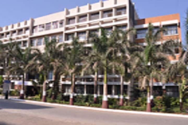 YMT Dental College and Research Institute campus in Navi Mumbai, Maharashtra, India — photo 1