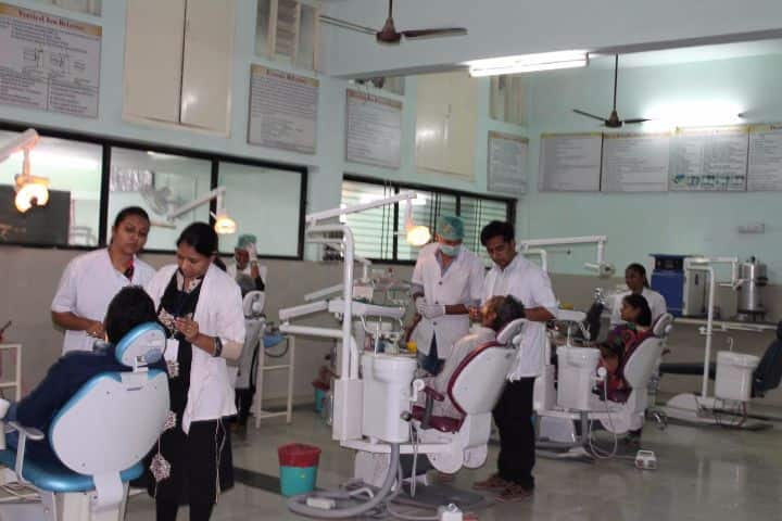 VYWS Dental College and Hospital campus in Amravati, Maharashtra, India — photo 3