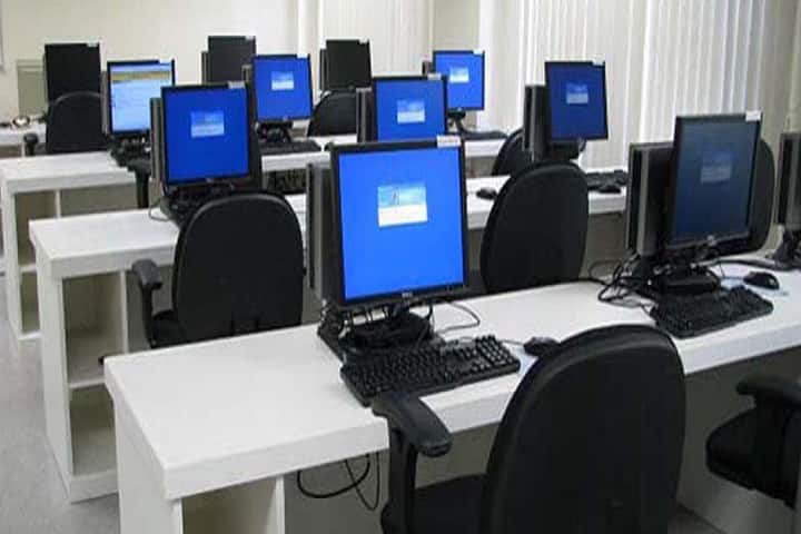 LBS Group of Educational Institute of Management College, Bareilly campus in Bareilly, Uttar Pradesh, India