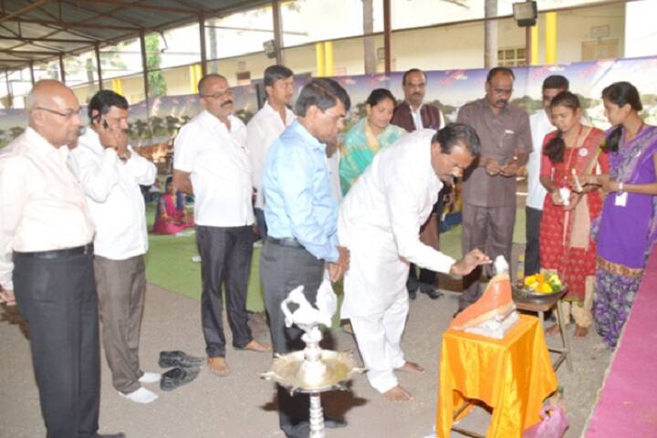 Hon Balasaheb Jadhav Arts Commerce and Science College campus in Junnar, Maharashtra, India — photo 3