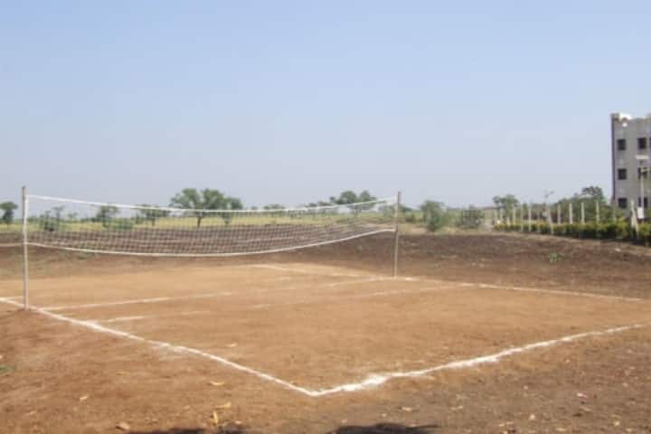 Vasantdada Patil Dental College campus in Sangli, Maharashtra, India — photo 2