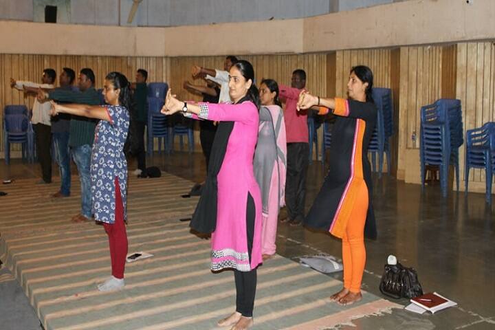 MES Night College of Arts and Commerce campus in Pune, Maharashtra, India — photo 6