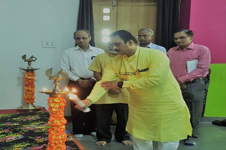 Nashik Shikshan Prasarak Mandal's Arts and Commerce Mahavidyalaya campus in Igatpuri, Maharashtra, India — photo 5