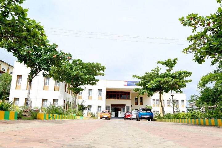 BVV Sangha's Institute of Management Studies campus in Bagalkot, Karnataka, India — photo 1