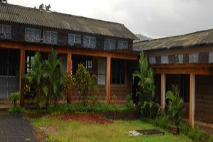 Sundarrao More Sr College of Arts Commerce and Science campus in Raigad, Maharashtra, India — photo 1