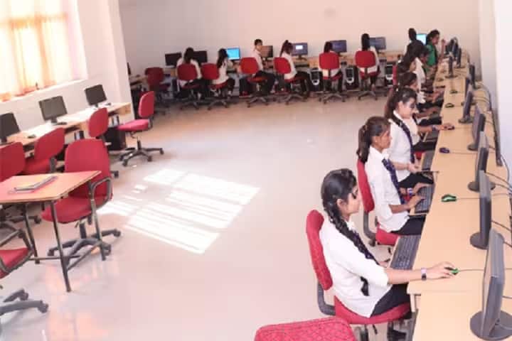Lal Bahadur Shastri Girls College of Management campus in Lucknow, Uttar Pradesh, India — photo 4