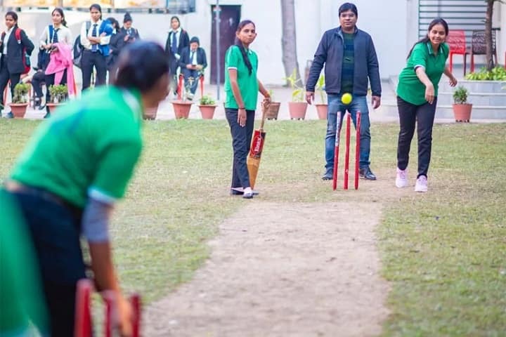 Lal Bahadur Shastri Girls College of Management campus in Lucknow, Uttar Pradesh, India — photo 6