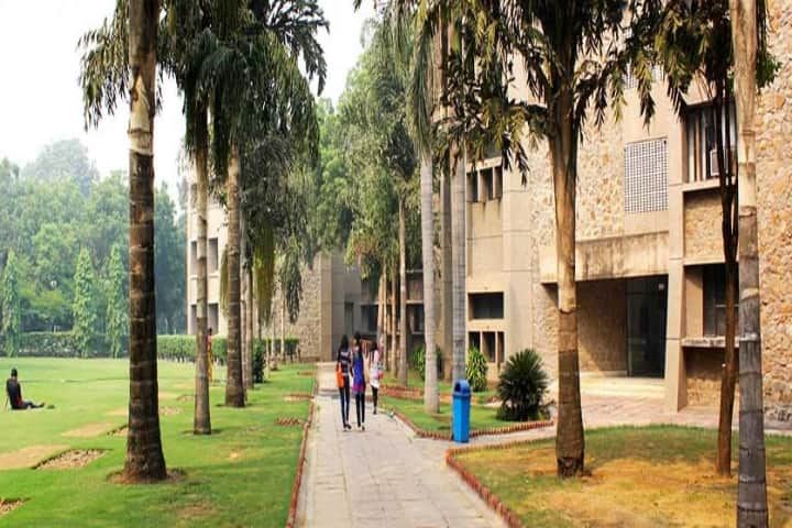DBE DU campus in New Delhi, Delhi, India — photo 2