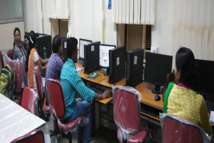 DBE DU campus in New Delhi, Delhi, India — photo 6