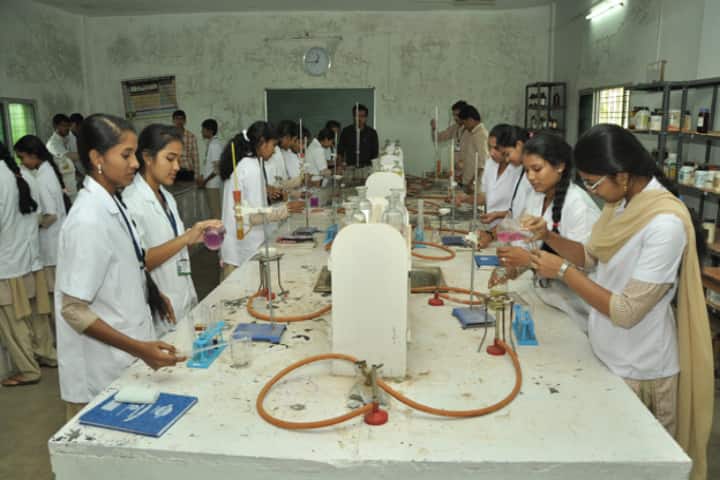 Shivprasad Sadanand Jaiswal College campus in Morgaon, Maharashtra, India — photo 3