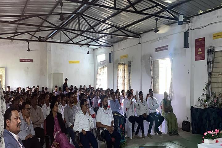 Vidarbha College of Arts campus in Jiwati, Maharashtra, India — photo 2