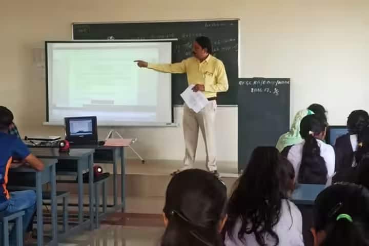 Government First Grade College campus in Banahatti, Karnataka, India — photo 1