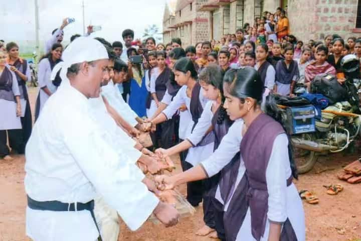 Government First Grade College campus in Banahatti, Karnataka, India — photo 2