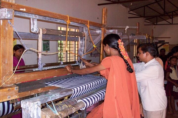 Karnataka Handloom Technical Institute campus in Gadag, Karnataka, India — photo 4