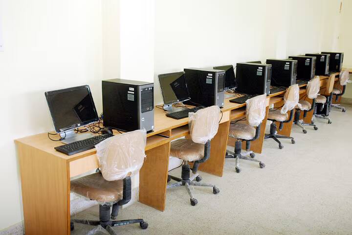 Sri Gayadeen Maurya Mahavidyalaya campus in Auraiya, Uttar Pradesh, India — photo 3