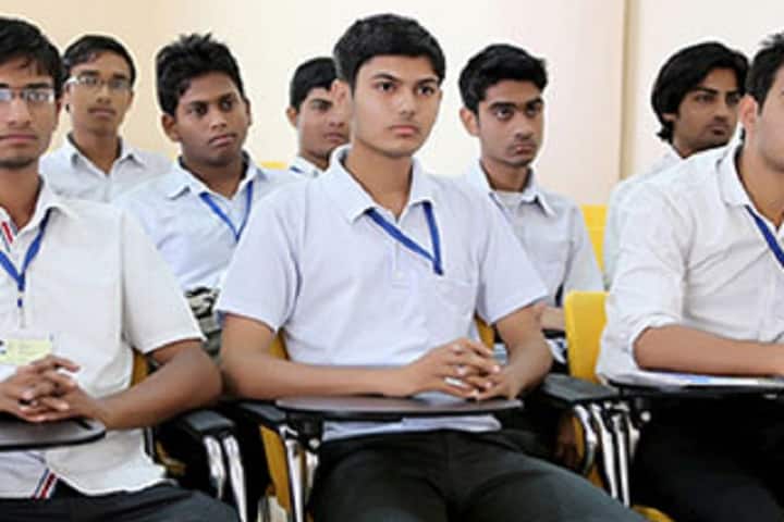 Matu Ram Institute of Engineering and Management campus in Rohtak, Haryana, India — photo 3