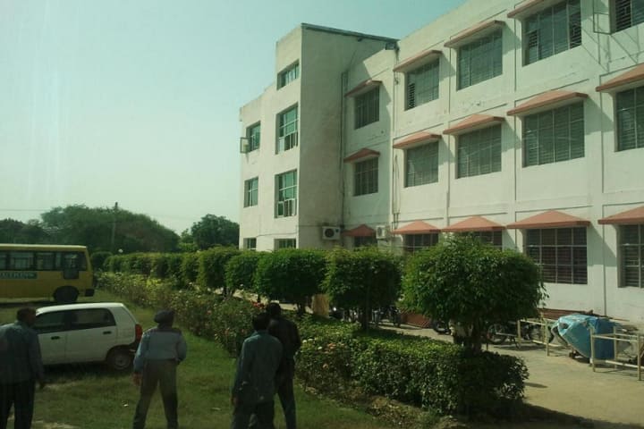 Budha College of Management campus in Karnal, Haryana, India — photo 1