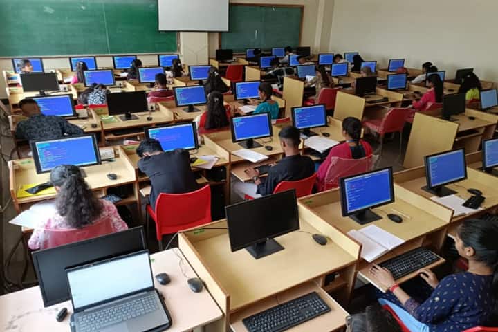 KLS PU Science BBA and BCA College campus in Haliyal, Karnataka, India — photo 6