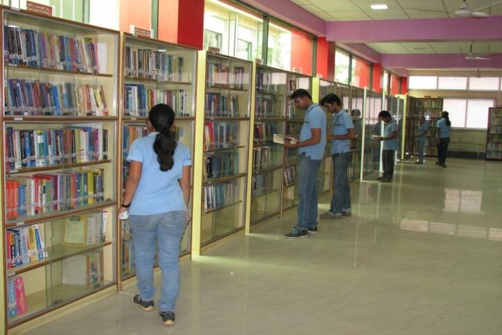 Shri Sant Gadge Baba College of Engineering and Technology campus in Bhusawal, Maharashtra, India — photo 6