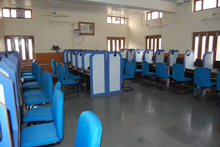 Kedarnath Aggarwal Institute of Management campus in Charkhi Dadri, Haryana, India — photo 6