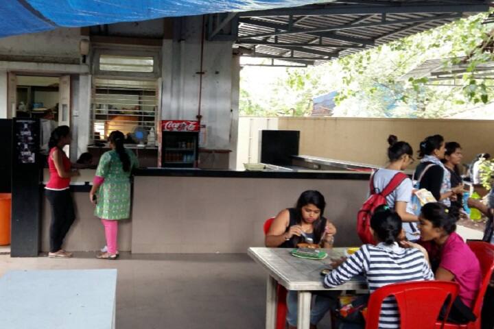 Maniben Nanavati Women's College campus in Mumbai, Maharashtra, India — photo 6