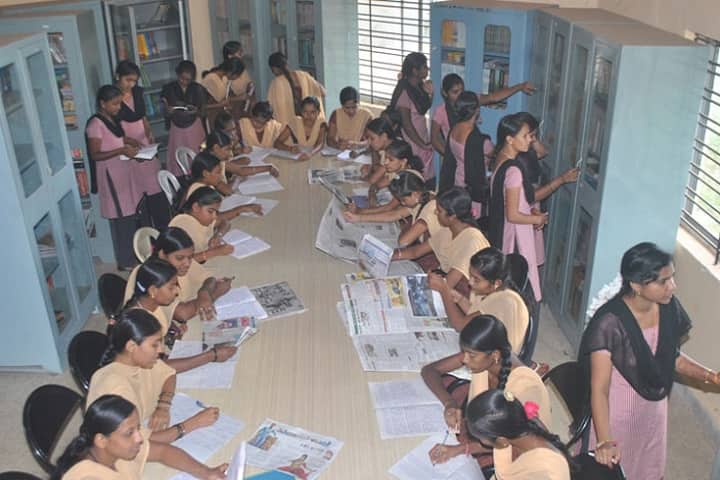 Government First Grade College for Women campus in Belgaum, Karnataka, India — photo 5