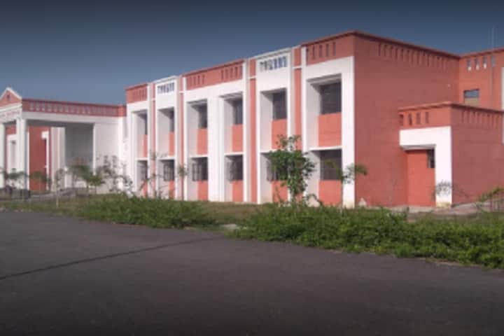 Government Polytechnic campus in Unnao, Uttar Pradesh, India — photo 2