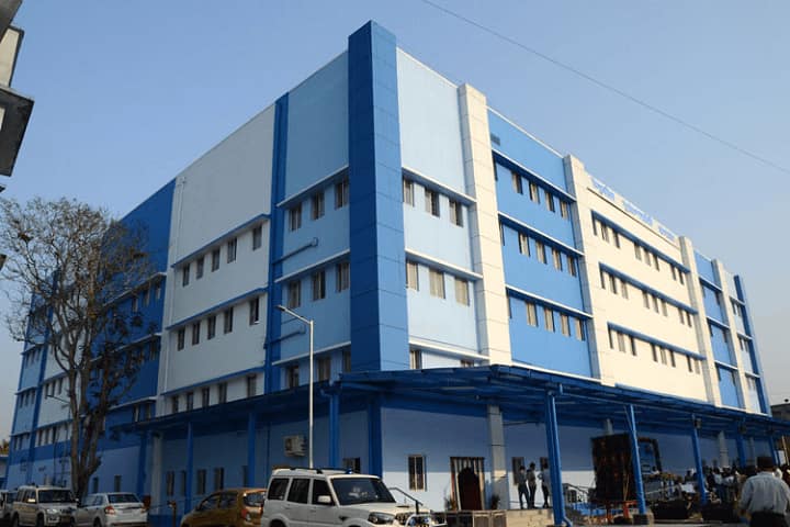 Sarat Chandra Chattopadhyay Government Medical College and Hospital campus in Howrah, West Bengal, India — photo 1