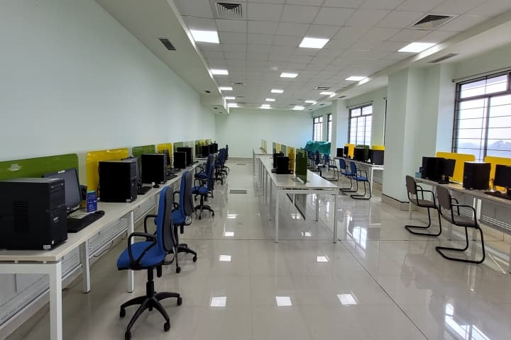 Rampurhat Government Medical College and Hospital campus in Rampurhat, West Bengal, India — photo 3