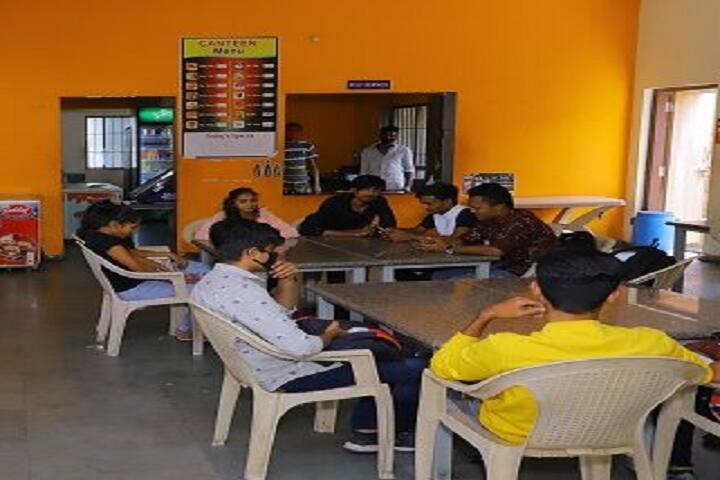 SS Agrawal College campus in Navsari, Gujarat, India — photo 2