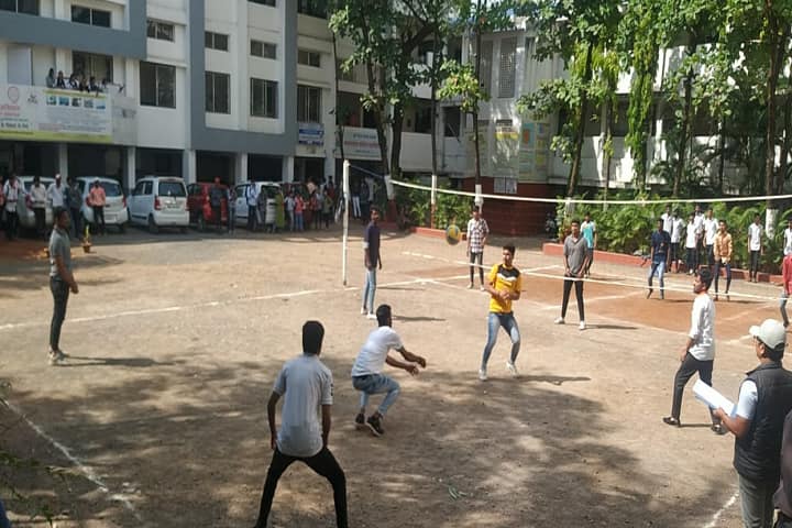 Pune District Education Association's Mamasaheb Mohol College campus in Pune, Maharashtra, India — photo 6