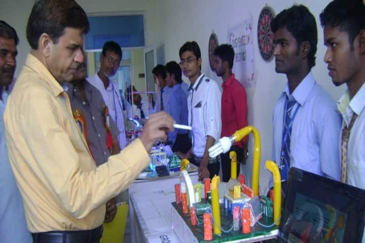 Moti Babu Institute of Technology campus in Forbesganj, Bihar, India — photo 2