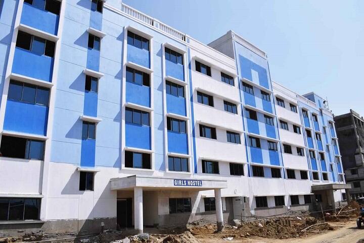 Purulia Government Medical College and Hospital campus in Purulia, West Bengal, India — photo 3