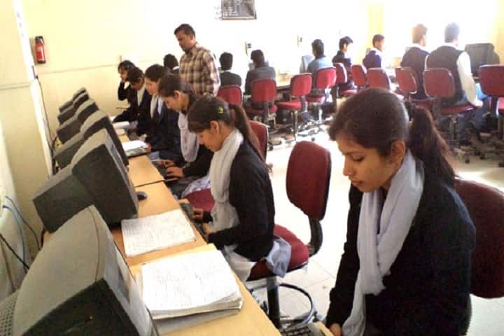 Government Girl's Polytechnic campus in Almora, Uttarakhand, India — photo 3