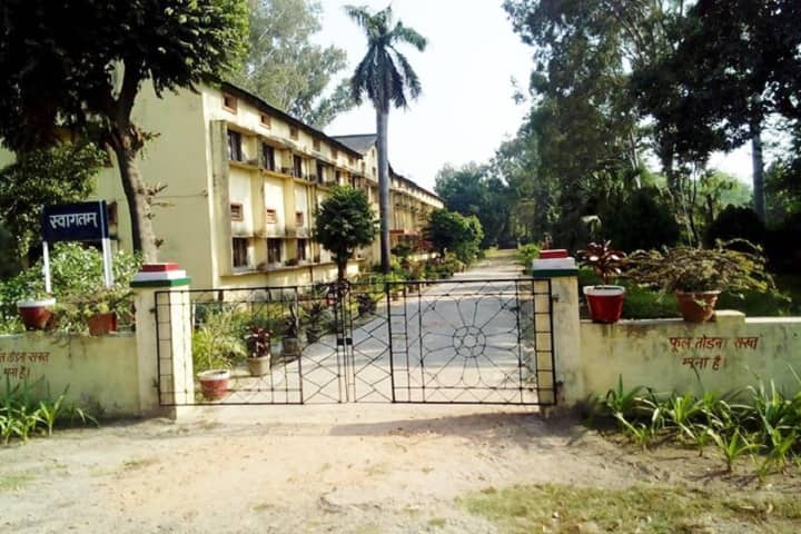 Government Polytechnic campus in Lucknow, Uttar Pradesh, India — photo 1