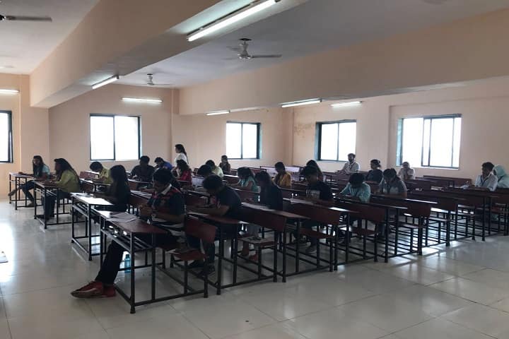Bhagwan Mahavir College of Business Administration campus in Surat, Gujarat, India — photo 2
