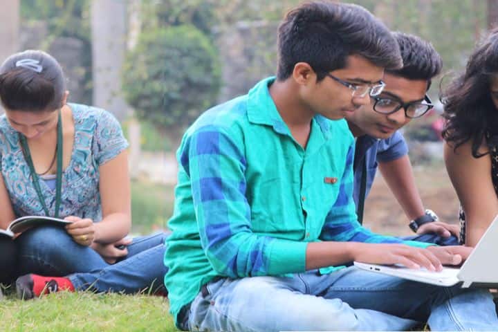 Sigma Engineering College campus in Matar, Gujarat, India — photo 1