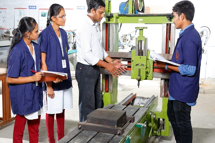 Vaageshwari College of Engineering campus in Karimnagar, Telangana, India — photo 4