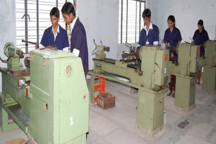 Sree Visvesvaraya Institute of Technology and Science campus in Mahabubnagar, Telangana, India — photo 6