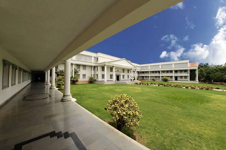 Kamineni Institute of Paramedical Sciences campus in Narketpally, Telangana, India — photo 4