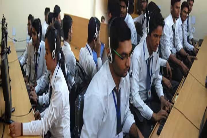 Kamla Nehru Institute of Physical and Social Sciences campus in Sultanpur, Uttar Pradesh, India — photo 5