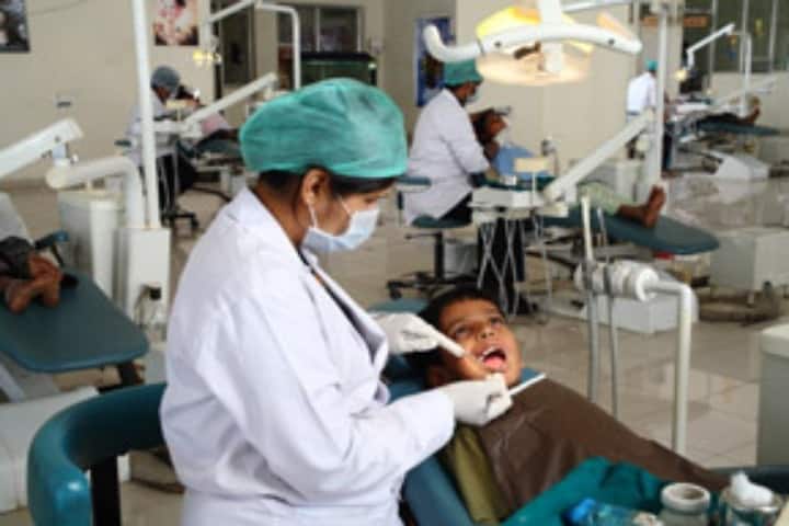 The Oxford Dental College and Hospital campus in Bangalore, Karnataka, India — photo 4