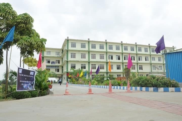 Tagore Dental College and Hospital campus in Rathinamangalam, Tamil Nadu, India — photo 2