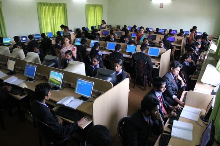Holy Cross College of Management and Technology campus in Puttady, Kerala, India — photo 5