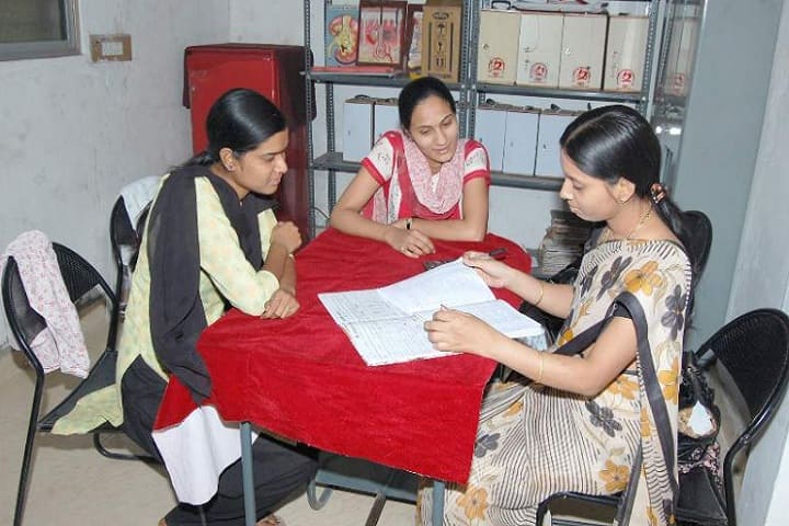 GS Tompe Arts Commerce and Science College campus in Chandur Bazar, Maharashtra, India — photo 5