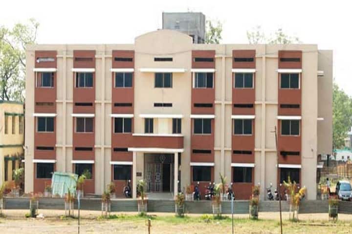 GS Tompe Arts Commerce and Science College campus in Chandur Bazar, Maharashtra, India — photo 6