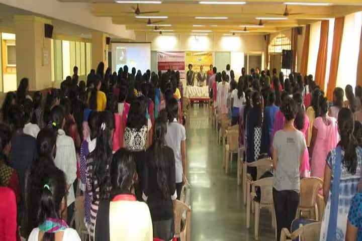 Lions Juhu Nandlal Jalan Mahila Mahavidyalaya campus in Mumbai City, Maharashtra, India — photo 4