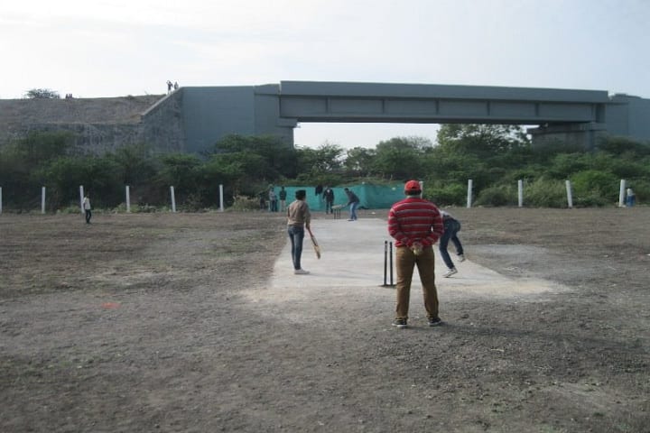 Radhe Institute of Engineering and Technology campus in Rajkot, Gujarat, India — photo 4