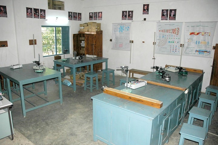 VV Giri Government Kalasala campus in Dumpagadapa, Andhra Pradesh, India — photo 3